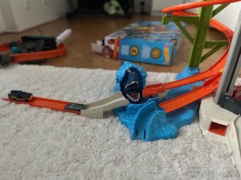 Hotwheels mega garáž - 2