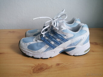 Dámské tenisky zn. Adidas vel. 39,5 / 6,5 - 2