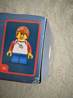 LEGO 40292 Christmas Gift Box Limited Edition Exclusive - 2