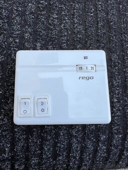 Termostat pokojový REGO - NOVÝ - 2
