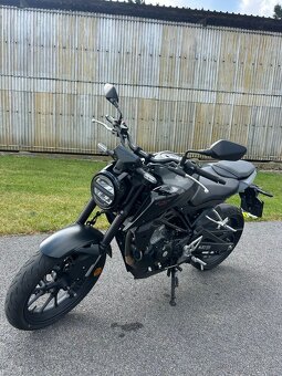 Honda CB125R - 2