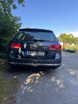 Volkswagen Passat B7 125 Kw 4motion - 2