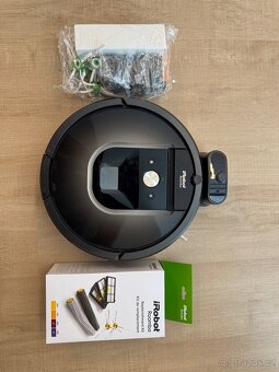 iRobot Roomba 980 + velké množství příslušenství - 2