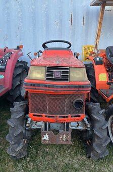 Malotraktor, traktor Kubota B40 - 2