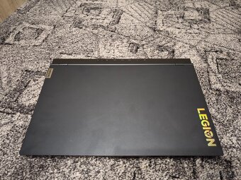 Prodávám Lenovo Legion 5 15ITH6H na díly nebo k opravě. - 2