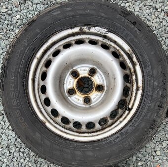 Ocelové disky VW T5, T6, Amarok 6,5Jx16 ET52, 5x120x65,1 - 2