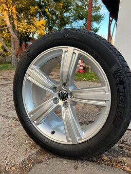 Zánovní sada zimních ALU kol Škoda |5x112; 235/50/19| - 2