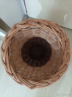 Váza + slunečnice nebo růže - 2