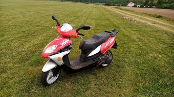 Skútr Shineray XY150T-15 – dědeček s duší mladíka za 15 000 - 2