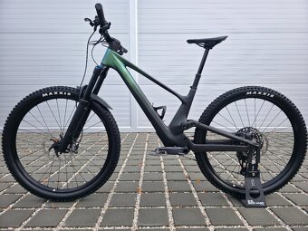 Scott Genius 910 2023 velikost M téměř nejeté - 2