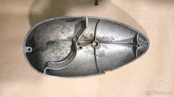 Víko motoru zapalování Jawa 250 - 2