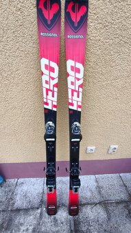 Prodám juniorské lyže ROSSIGNOL HERO JUNIOR MULTI-EVENT - 2