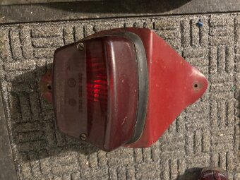 Zadní světlo - 2