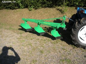 Tříradličný pluh - 2