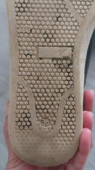 kotníkové celoroční boty vel. 36 - 2