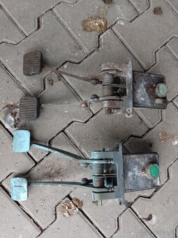 PEDALOVKA SKODA 1000MB - 2