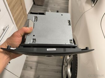 Rádio z Renault laguna III - 2