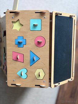 Activity board domecek - 2