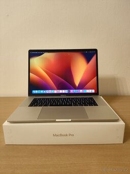 Apple MacBook Pro 15 2017 – i7 | 16GB | 512GB - 2