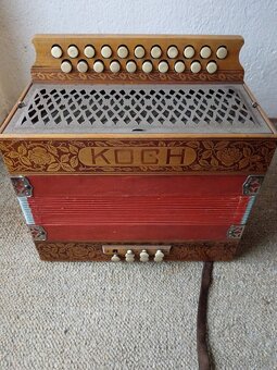 Heligonka Hohhner Koch - 2