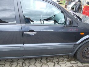 Prodám náhradní díly Ford Fusion + 1.4 benzín Facelift - 2