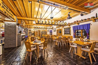 Prodej hotelu, penzionu, 1770 m², Malenovice - 2