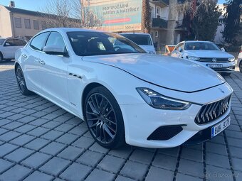 Maserati Ghibli SQ4 Modena S TOP STAV 24.000 eur netto - 2