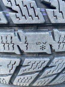Nokian 235/55 r20 - 2