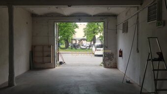 Pronajmu garáž o výměře 62 m2 v obci Hodonín, okres Hodonín - 2