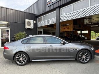 JAGUAR XF II 2.0D 180 R-SPORT Aut 03/2019 - 2
