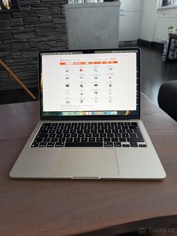 MacBook Air 13" M3 (2024) 8GB RAM / 256GB SSD - 2