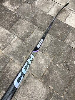 Hokejka CCM Trigger 9 Pro 85flex levá NOVÁ - 2