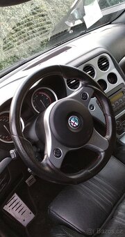 Alfa Romeo 159 Ti 1.9 JTDM 110kw na ND - 2