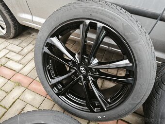 Alu Hyundai 5/114.3 r20 + 255/45 r20 105V XL
- 2