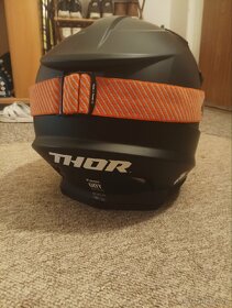Motorkářská helma Thor - 2
