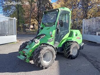 Nakladač Avant 760 DLX - 2