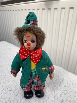 Prodàm klauna s porcelánovou hlavou - 2