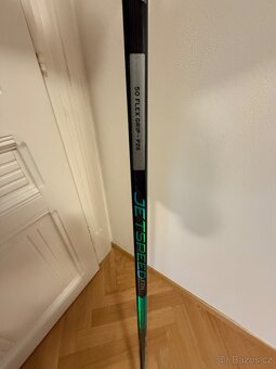 NOVÁ KOMPOZITOVÁ HOKEJKA CCM JUNIOR FLEX 50, P28 - 2