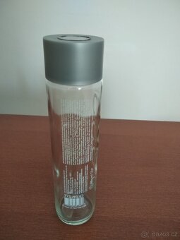 Skleněná láhev VOSS, objem 375ml - 2