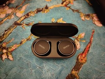 Denon PerL Pro - 2