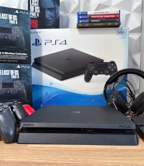 Playstation 4 Slim - 2