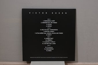 Viktor Sheen – Černobílej svět (2LP Vinyl, podepsaný, MINT) - 2