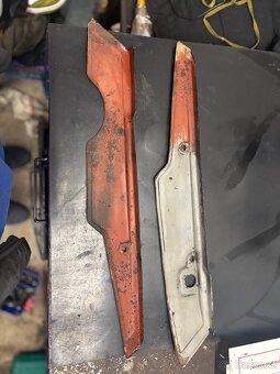 Boční plechy babeta 207 - 2