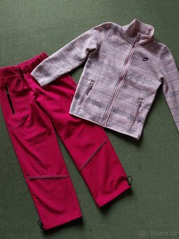 Softshellové kalhoty v. 134 a modré sportovní v.128 - 2