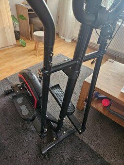 Eliptický trenažér - 2