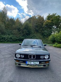 BMW e28 525e - 2