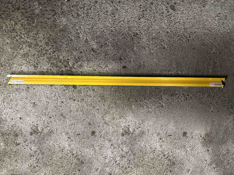 Regálová podpěra pod desku - 2