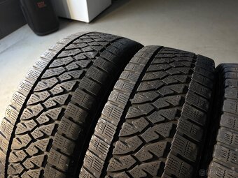 Zimní pneu Bridgestone 235/65R16C - 2