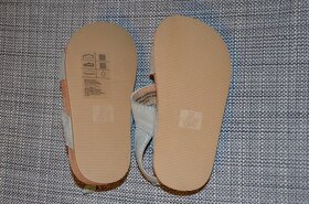 Dětské sandálky vel.22 - zcela nové, nenošené - 2