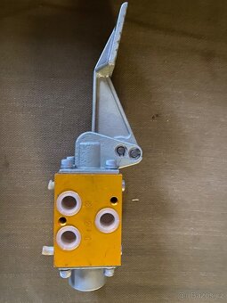 Náhradní díly - 2